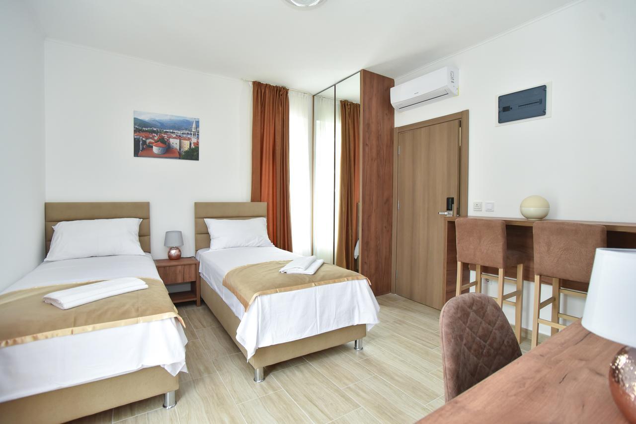 Apartment L Palace بودفا المظهر الخارجي الصورة